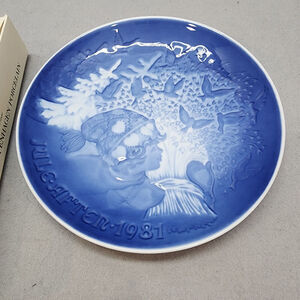 B & G Copenhagen Christmas Peace Collectors‎ Plate Jule-After-1981 - In Box